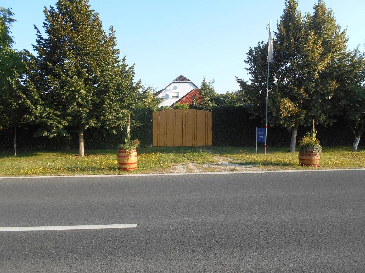 Árpád Panzió Győr Exterior foto
