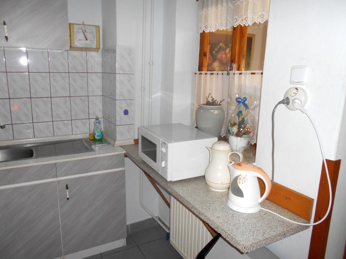 Árpád Panzió Győr Exterior foto