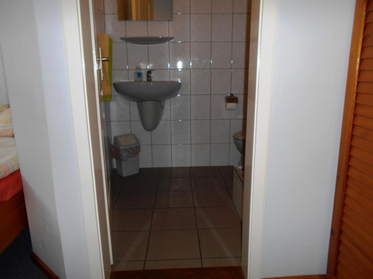 Árpád Panzió Győr Exterior foto